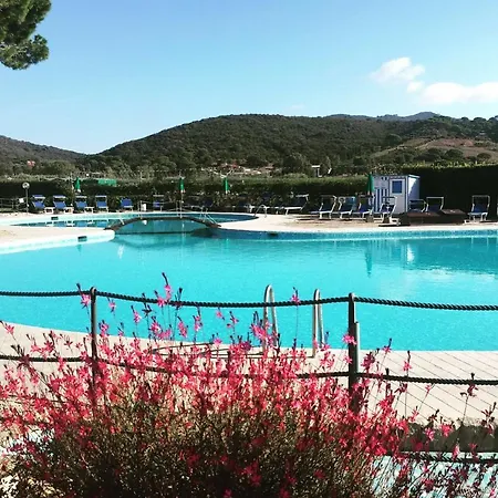 Ośrodek wypoczynkowy Aviotel Marina di Campo